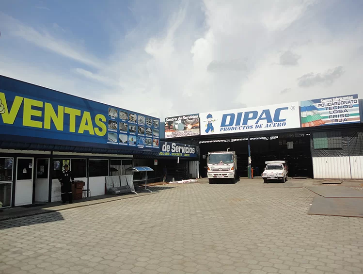 Fachada de la sucursal Dipac en Quevedo